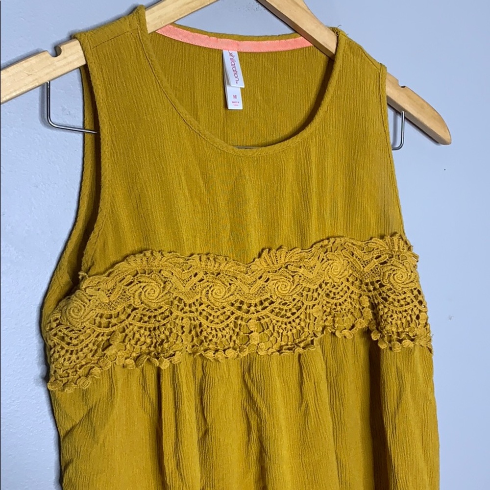 Xhilration Mustard Yellow Flare Tank Top Medium - Picture 2 of 6